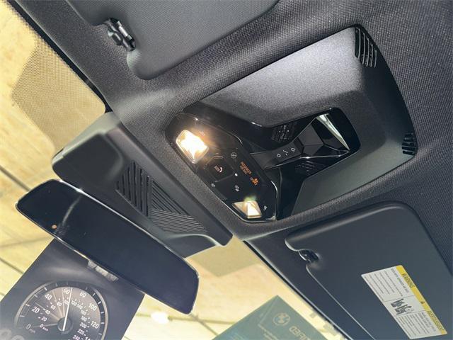 Photo of 2024 Phytonic Blue Metallic BMW X1