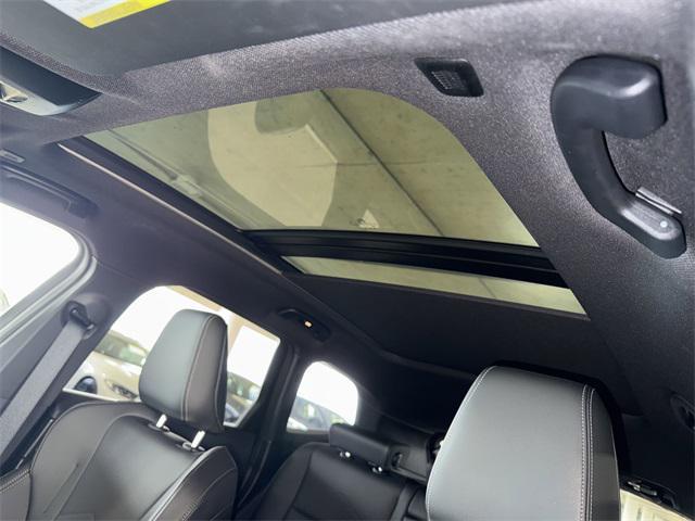 Photo of 2024 Phytonic Blue Metallic BMW X1