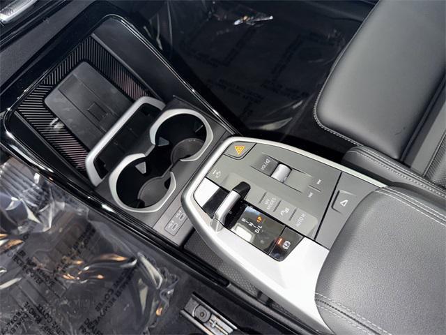 Photo of 2024 Phytonic Blue Metallic BMW X1