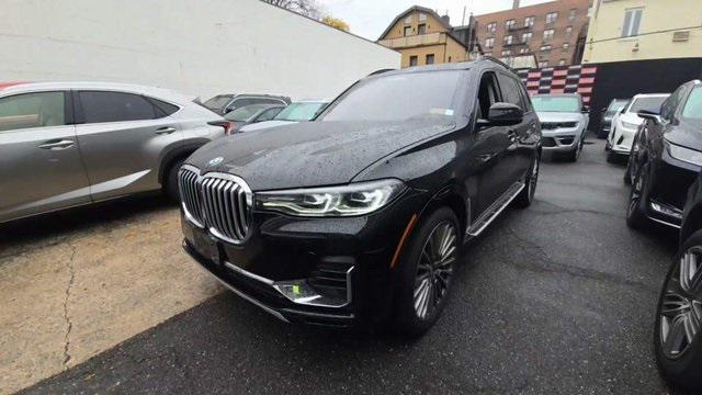 2022 BMW X7