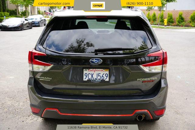 Photo of 2020 Gray Subaru Forester