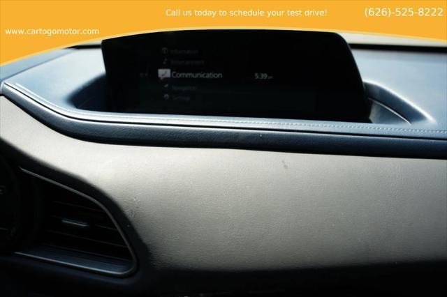 Photo of 2020 White Mazda CX-30