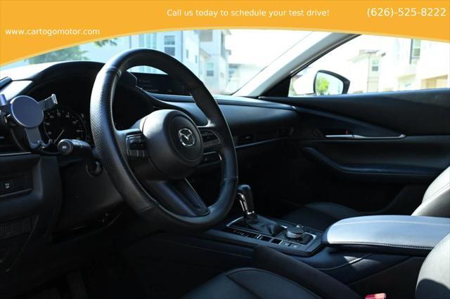Photo of 2020 White Mazda CX-30