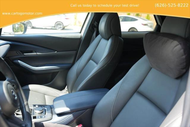 Photo of 2020 White Mazda CX-30