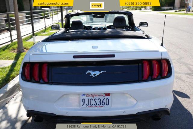 Photo of 2021 White Ford Mustang