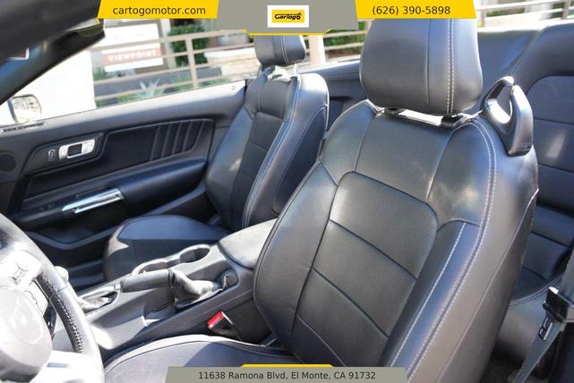 Photo of 2021 White Ford Mustang