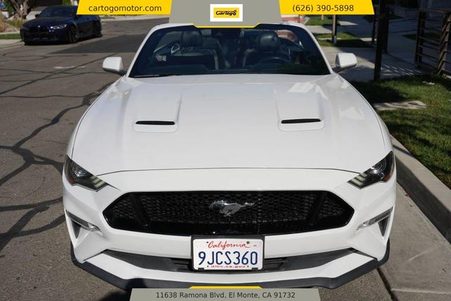 Photo of 2021 White Ford Mustang