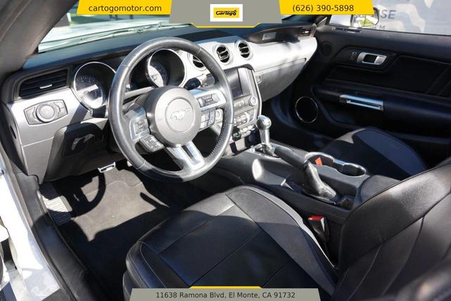 Photo of 2021 White Ford Mustang