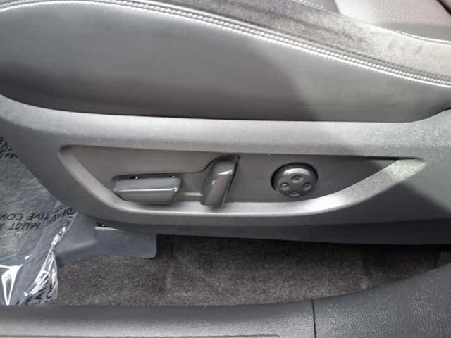 Photo of 2024 Black Obsidian INFINITI QX50