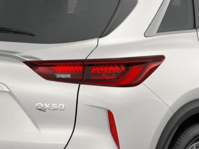 Photo of 2025 Radiant White INFINITI QX50