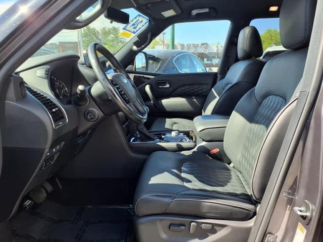 Photo of 2024 Anthracite Gray INFINITI QX80