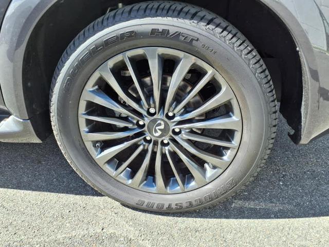 Photo of 2024 Anthracite Gray INFINITI QX80