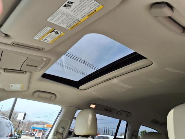 Photo of 2024 Hermosa Blue INFINITI QX80