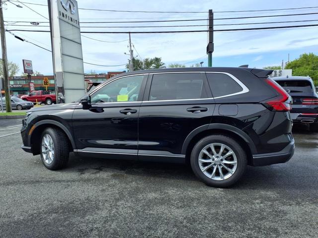 Photo of 2024 Crystal Black Pearl Honda CR-V