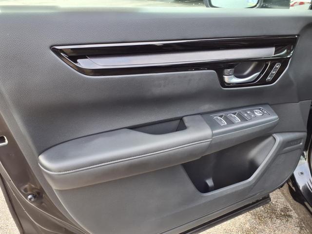 Photo of 2024 Crystal Black Pearl Honda CR-V