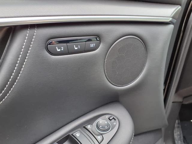 Photo of 2025 Black Obsidian INFINITI QX55