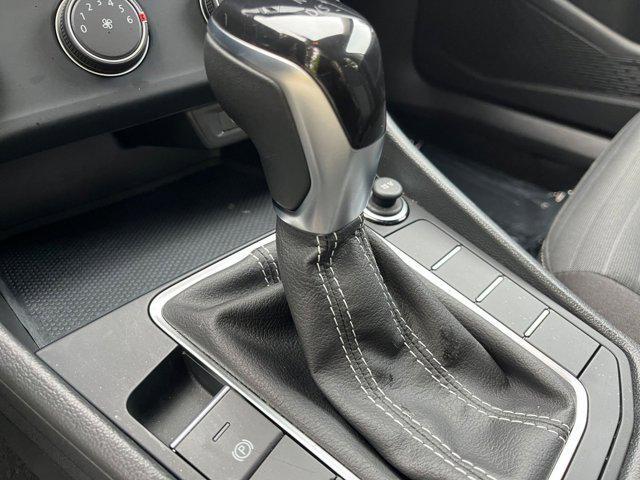 Photo of 2024 Pyrite Silver Metallic Volkswagen Jetta