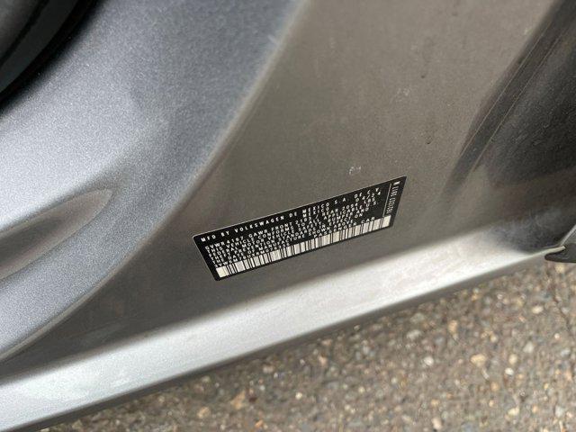 Photo of 2024 Pyrite Silver Metallic Volkswagen Jetta