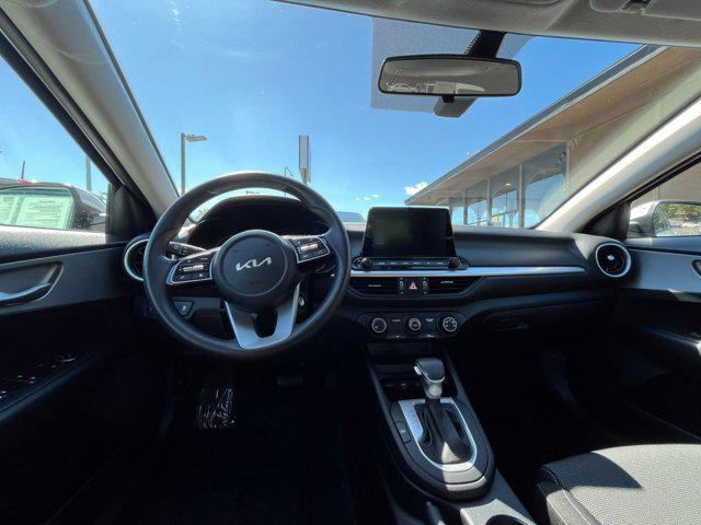Photo of 2024 Snow White Pearl Kia Forte
