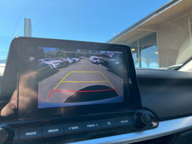 Photo of 2024 Snow White Pearl Kia Forte