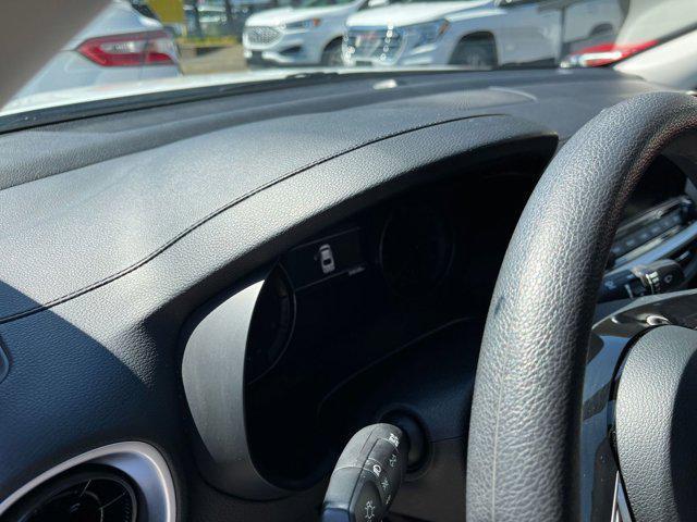 Photo of 2024 Snow White Pearl Kia Forte