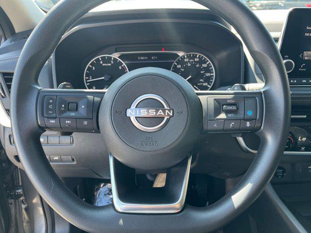 Photo of 2024 Gun Metallic Nissan Rogue