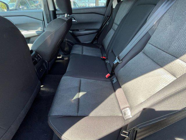 Photo of 2024 Gun Metallic Nissan Rogue