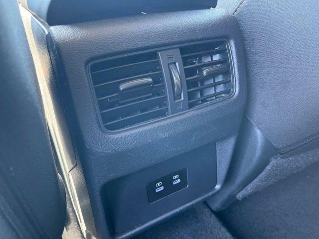 Photo of 2024 Gun Metallic Nissan Rogue