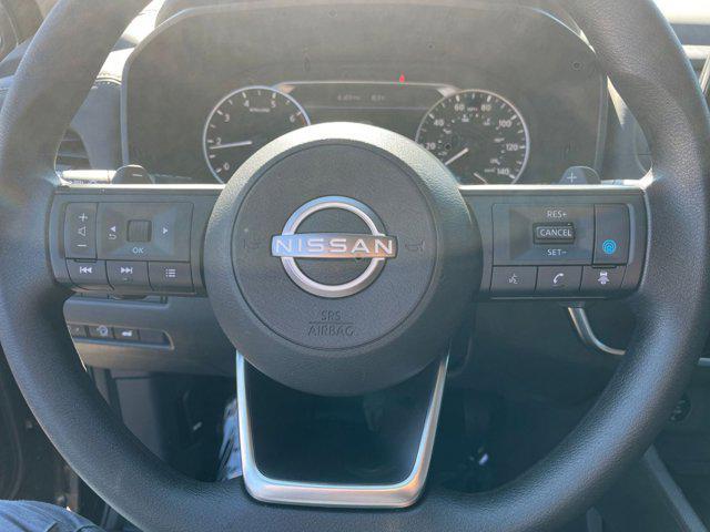 Photo of 2024 Super Black Nissan Rogue