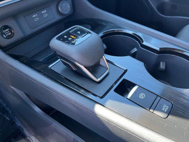 Photo of 2024 Super Black Nissan Rogue