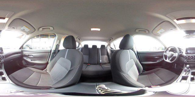 Photo of 2024 Gun Metallic Nissan Sentra