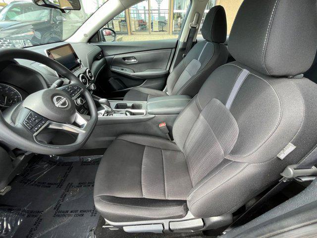 Photo of 2024 Gun Metallic Nissan Sentra