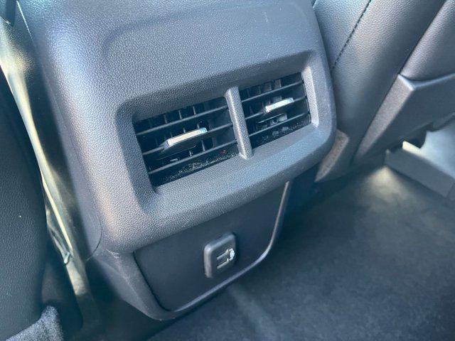 Photo of 2024 Summit White GMC Terrain
