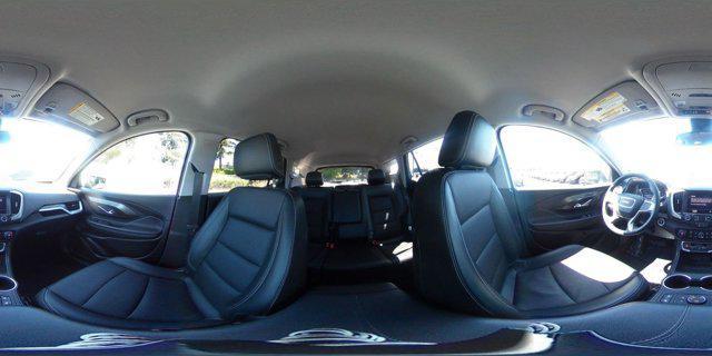 Photo of 2024 Summit White GMC Terrain