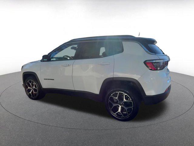 Photo of 2025 Bright White Clearcoat Jeep Compass