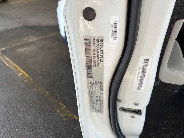 Photo of 2025 Bright White Clearcoat Jeep Compass