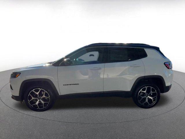 Photo of 2025 Bright White Clearcoat Jeep Compass