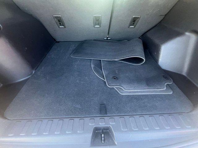 Photo of 2024 Summit White GMC Terrain