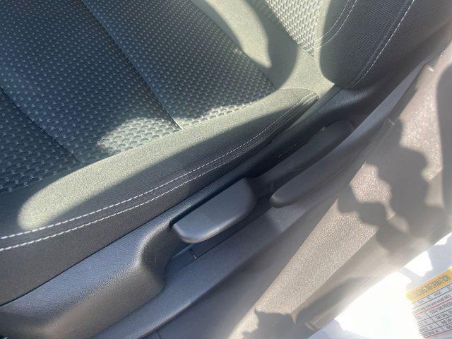 Photo of 2024 Summit White GMC Terrain