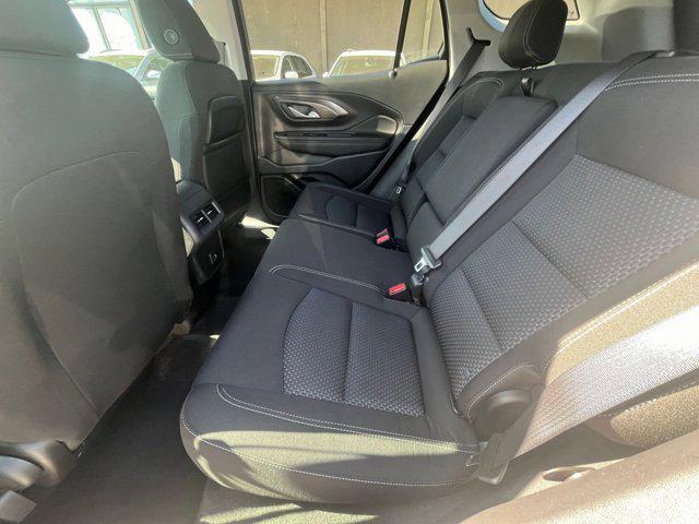 Photo of 2024 Summit White GMC Terrain
