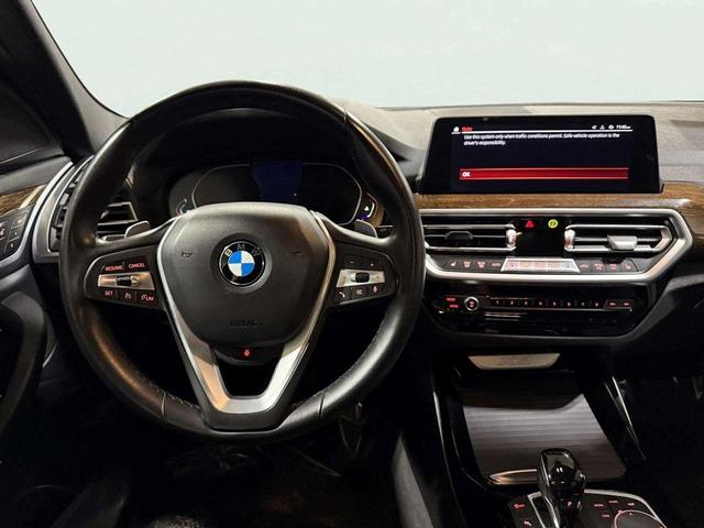Photo of 2022 Jet Black BMW X3