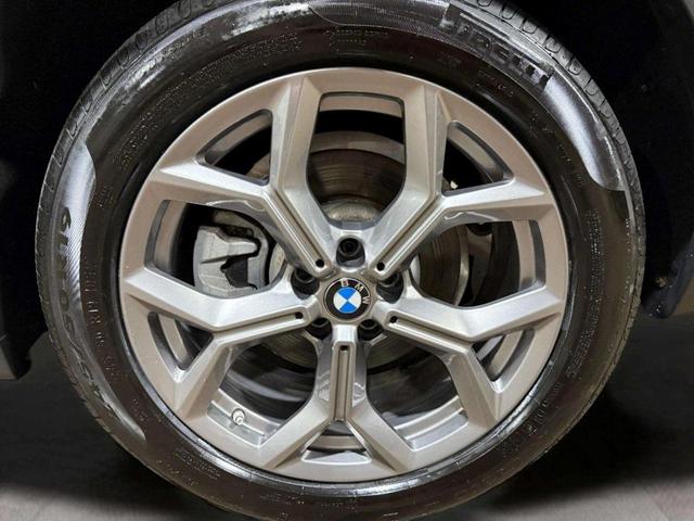 Photo of 2022 Jet Black BMW X3