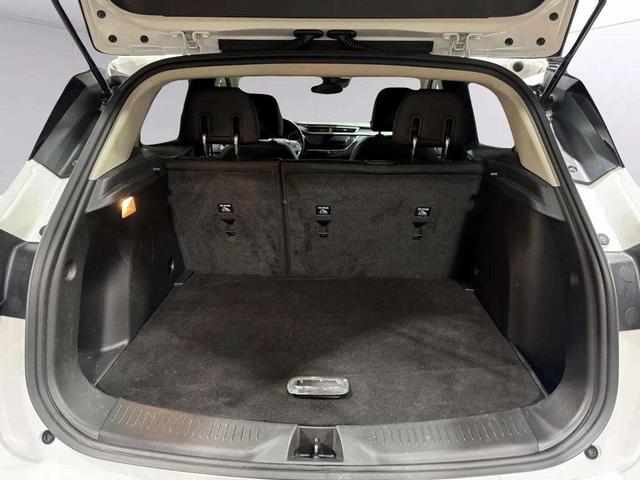 Photo of 2020 White Frost Tri-Coat Buick Encore GX