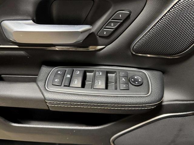 Photo of 2020 Diamond Black RAM 1500