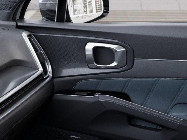 Photo of 2025 Snow White Pearl Kia Sorento Hybrid