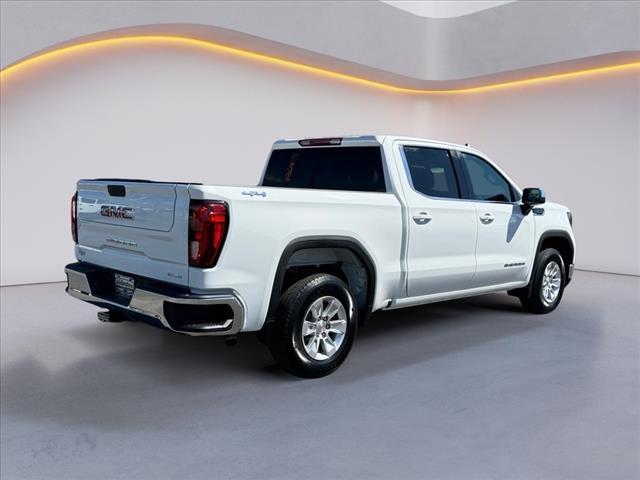 Photo of 2024 Summit White GMC Sierra 1500