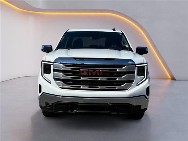 Photo of 2024 Summit White GMC Sierra 1500