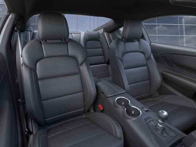 Photo of 2025 Magenta Ford Mustang