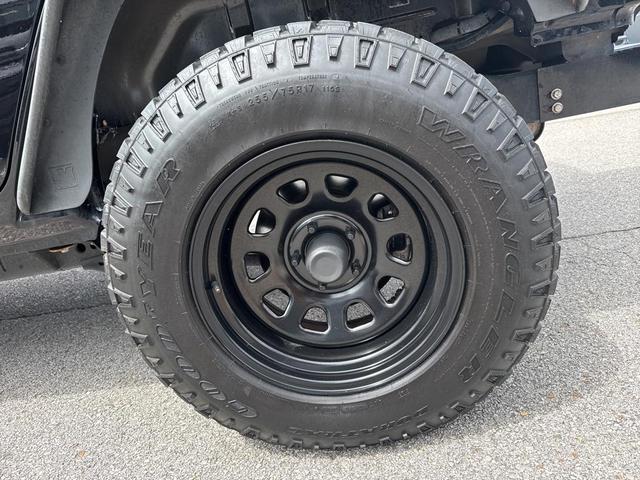 Photo of 2017 Black Clearcoat Jeep Wrangler Unlimited