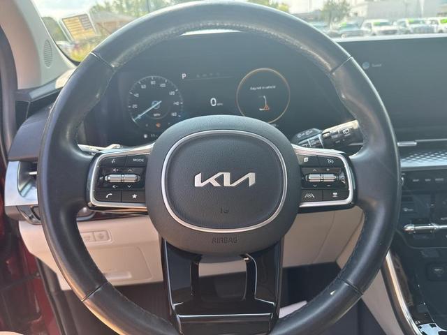 Photo of 2022 Flare Red Kia Carnival